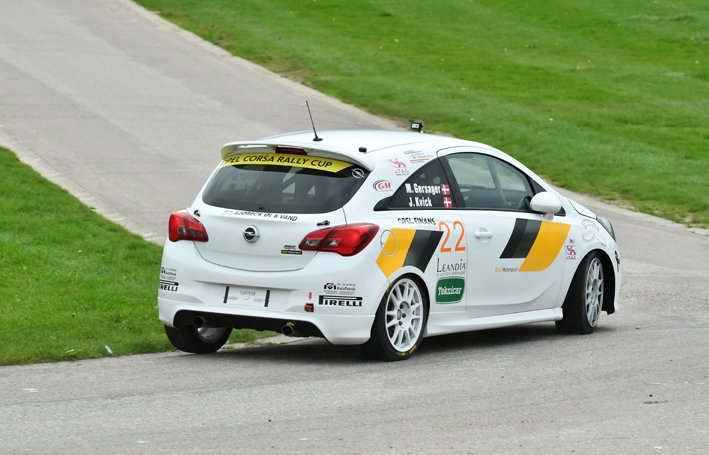 Marco Gersager vandt en dobbeltsejr i weekenden og har dermed vundet Opel Corsa OPC Cup 2017. Nu gælder det DM-guldet for Gruppe E-biler over 1600 ccm.
(Foto: MD/autoMOTIV - specialpress@gmail.com)